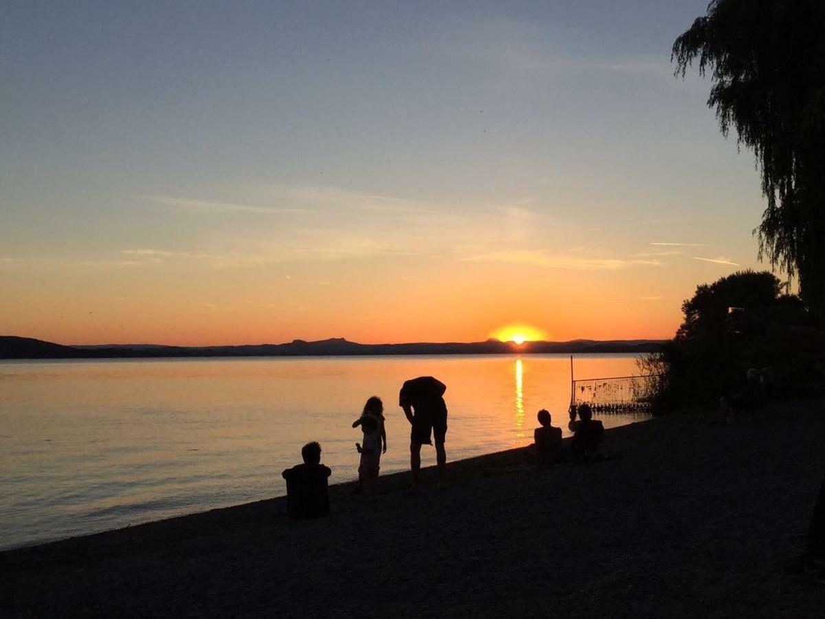 Wunderschoenes Domizil Auf Der Hoeri Am Bodensee Gaienhofen  Exteriör bild